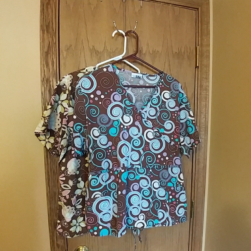 Scrub top set